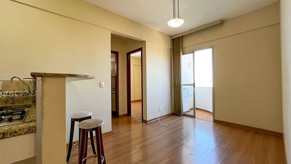 Apartamento à venda com 2 quartos, 63m² - Foto 3