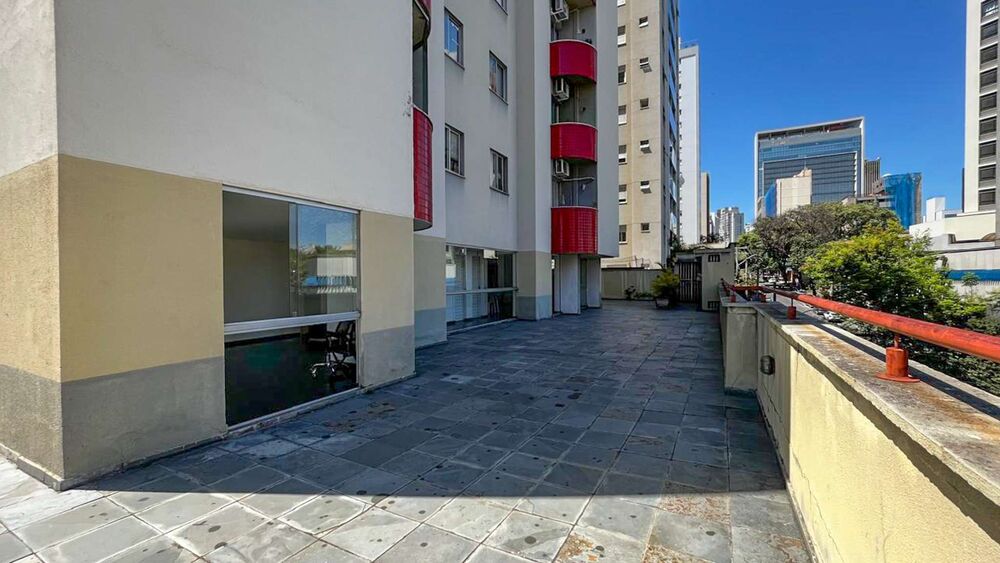 Apartamento à venda com 2 quartos, 63m² - Foto 10