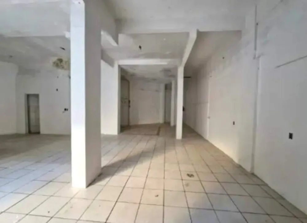 Loja-Salão, 200 m² - Foto 1