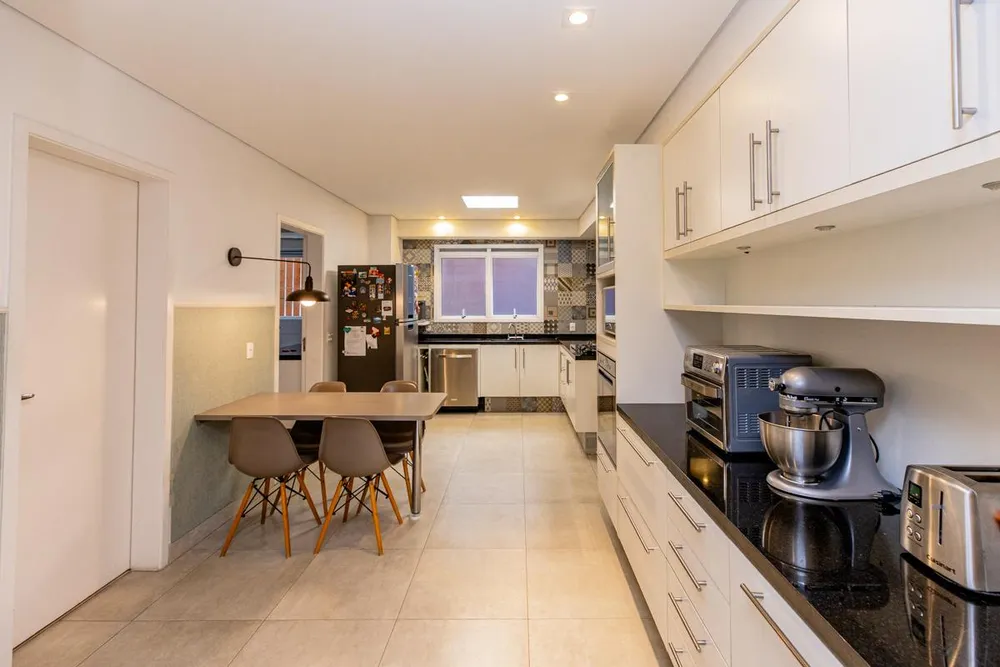 Apartamento, 3 quartos, 252 m² - Foto 10