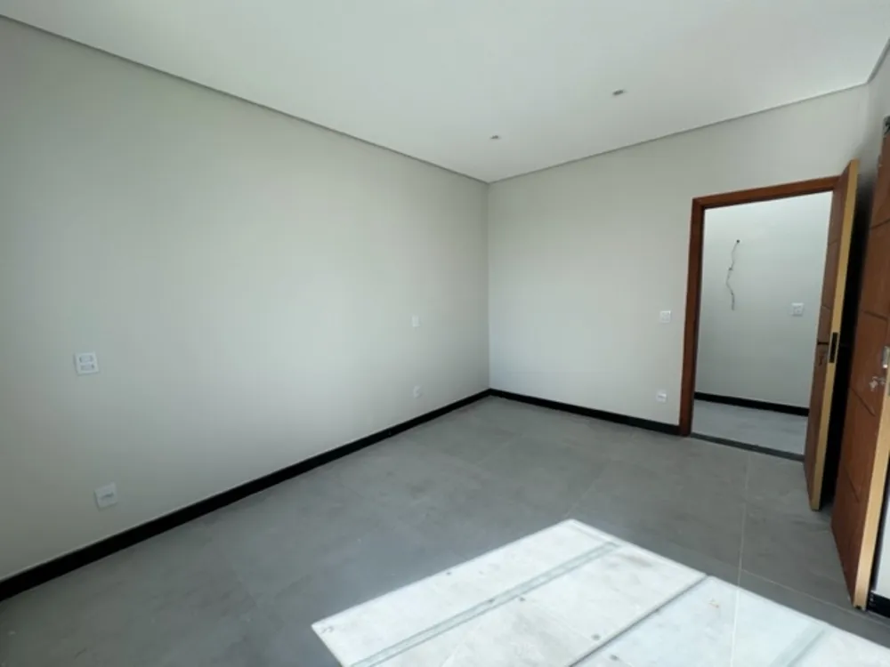 Chácara, 4 quartos, 1000 m² - Foto 4