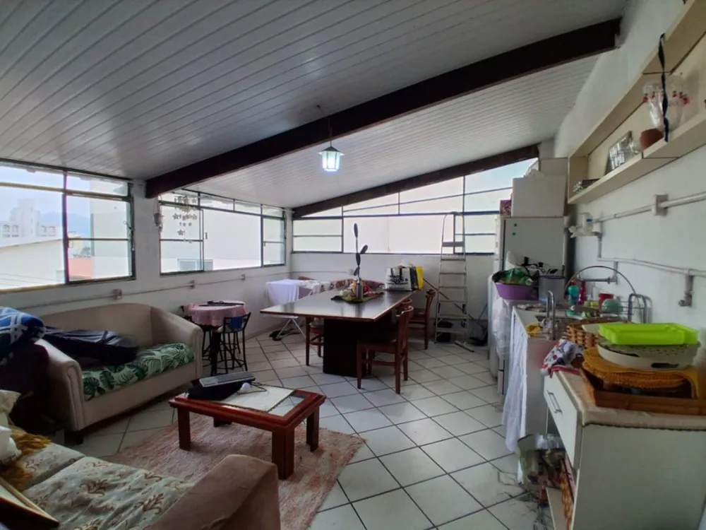 Casa, 3 quartos, 176 m² - Foto 4