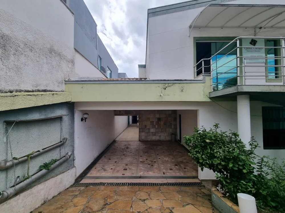 Casa, 3 quartos, 275 m² - Foto 2
