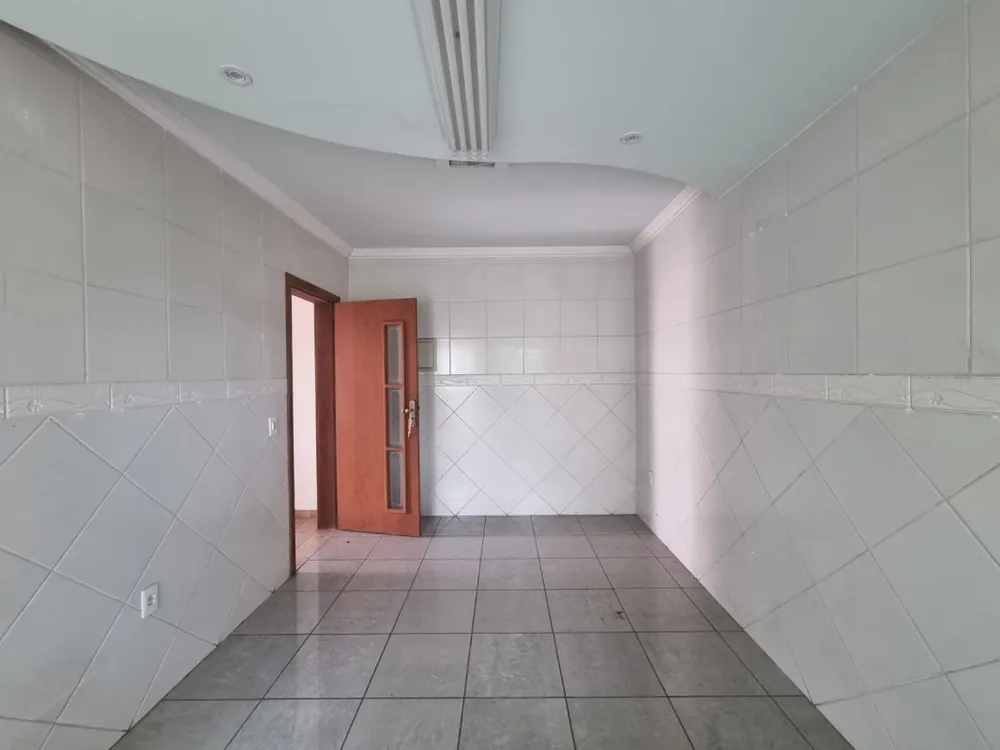Casa, 3 quartos, 275 m² - Foto 6
