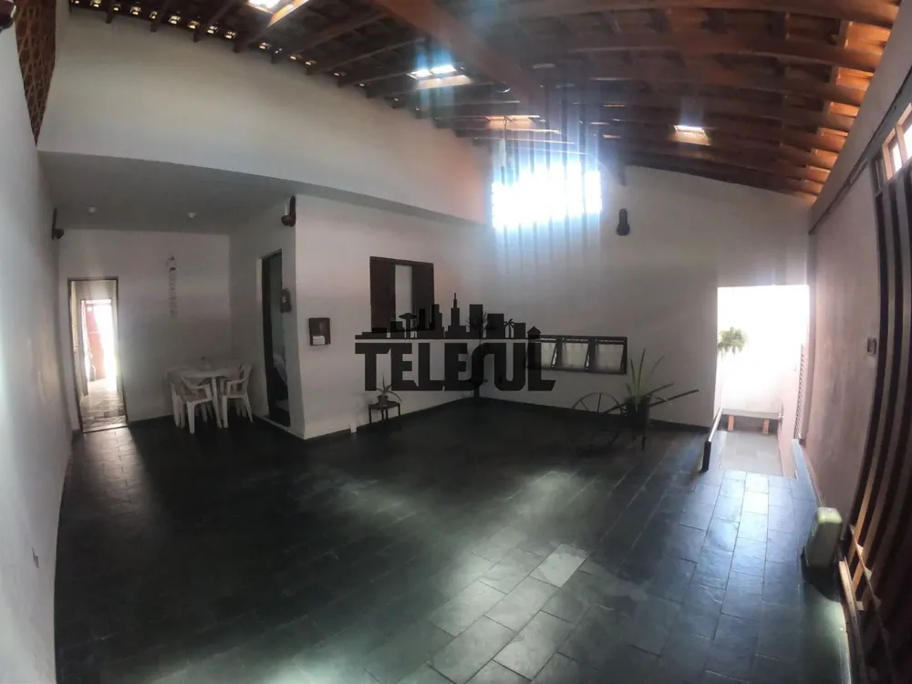 Casa, 3 quartos, 250 m² - Foto 15