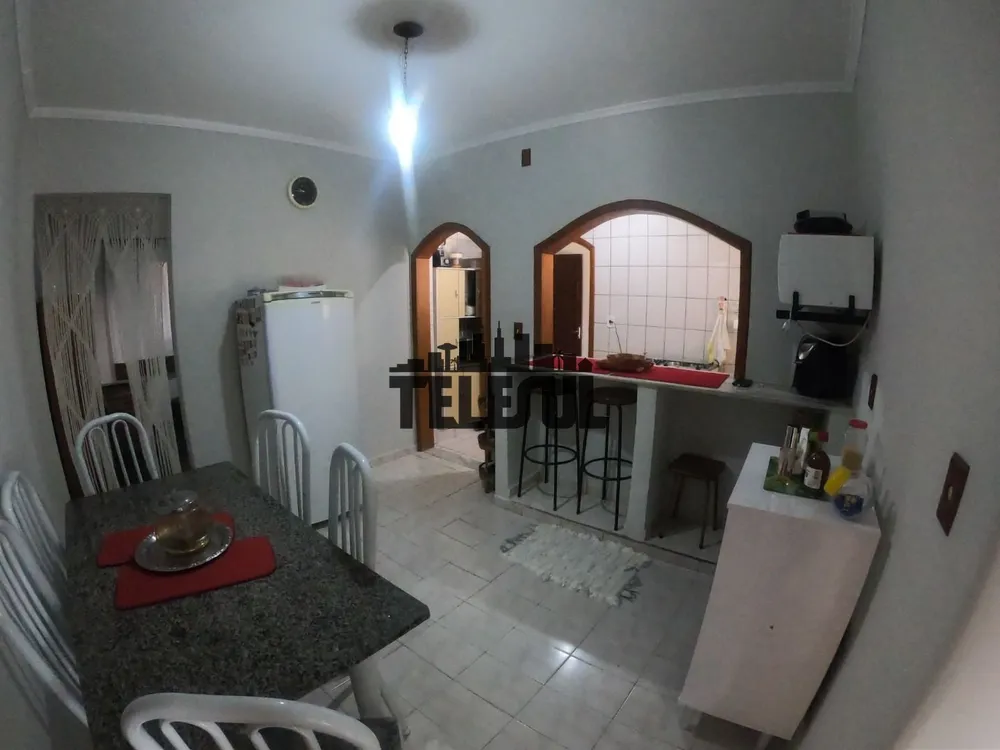 Casa, 3 quartos, 250 m² - Foto 9