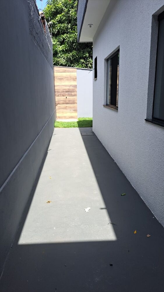 Casa à venda com 2 quartos, 74m² - Foto 4
