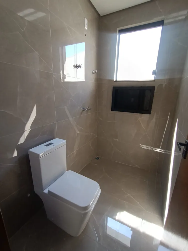 Casa, 3 quartos, 230 m² - Foto 2