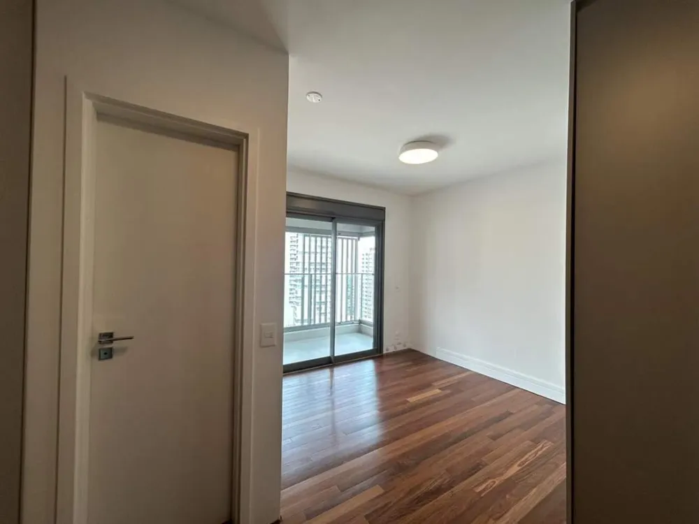 Apartamento, 3 quartos, 160 m² - Foto 2