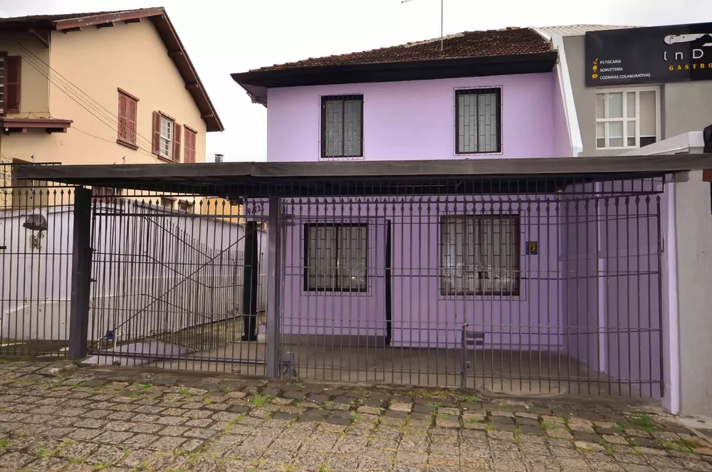 Casa para alugar com 3 quartos, 190m² - Foto 2