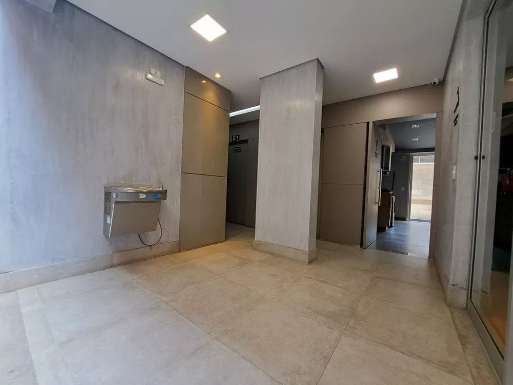 Apartamento à venda com 2 quartos, 100m² - Foto 2