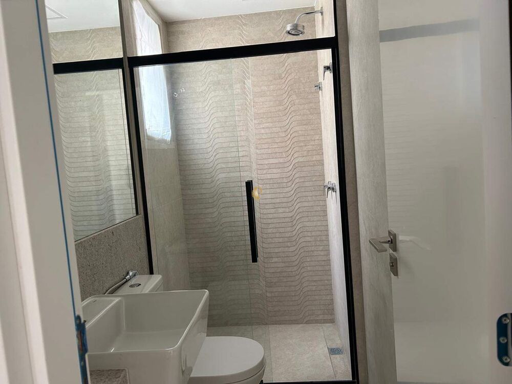 Apartamento à venda com 2 quartos, 67m² - Foto 3