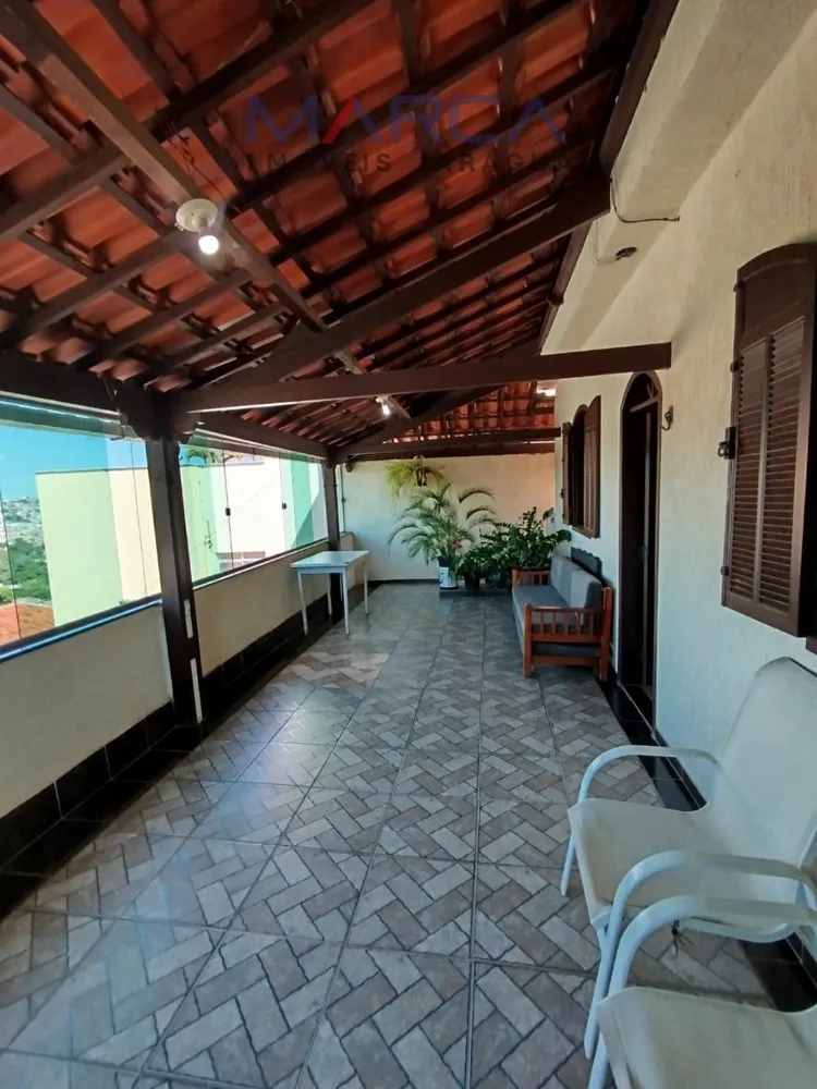 Casa, 5 quartos, 293 m² - Foto 4