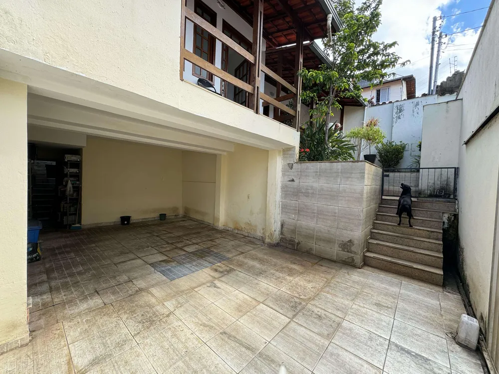 Casa, 3 quartos, 254 m² - Foto 1