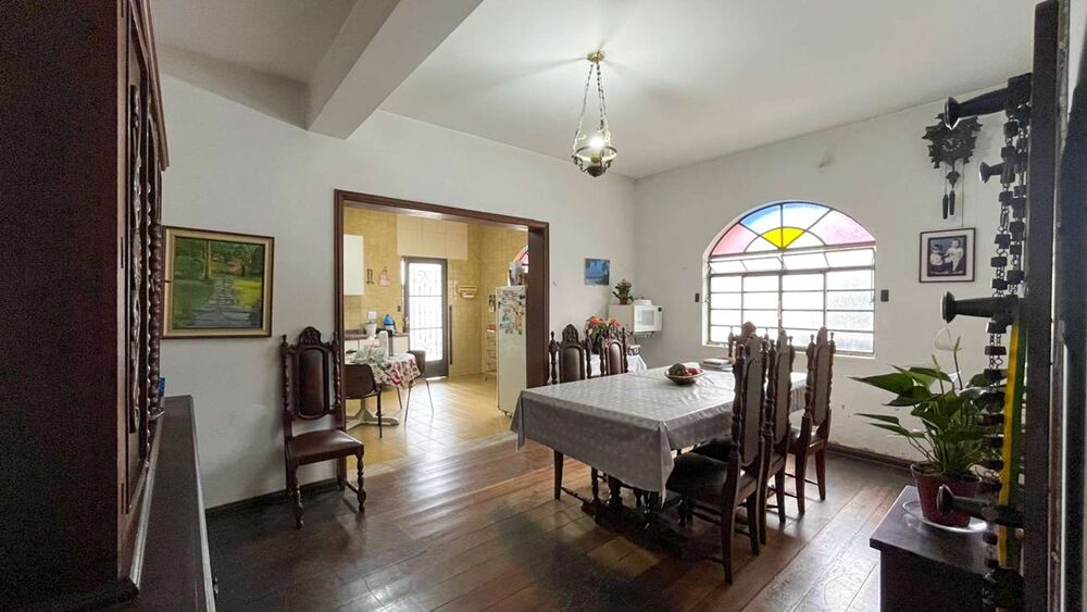 Casa à venda com 3 quartos, 360m² - Foto 5