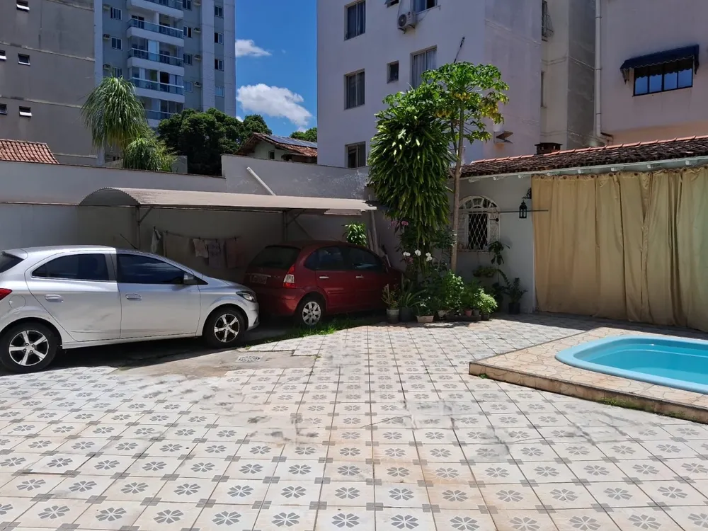 Casa, 5 quartos, 262 m² - Foto 2