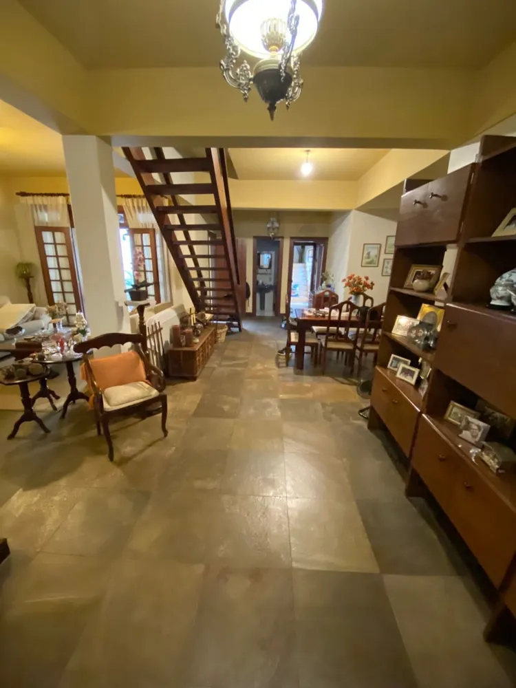 Casa, 4 quartos, 244 m² - Foto 3