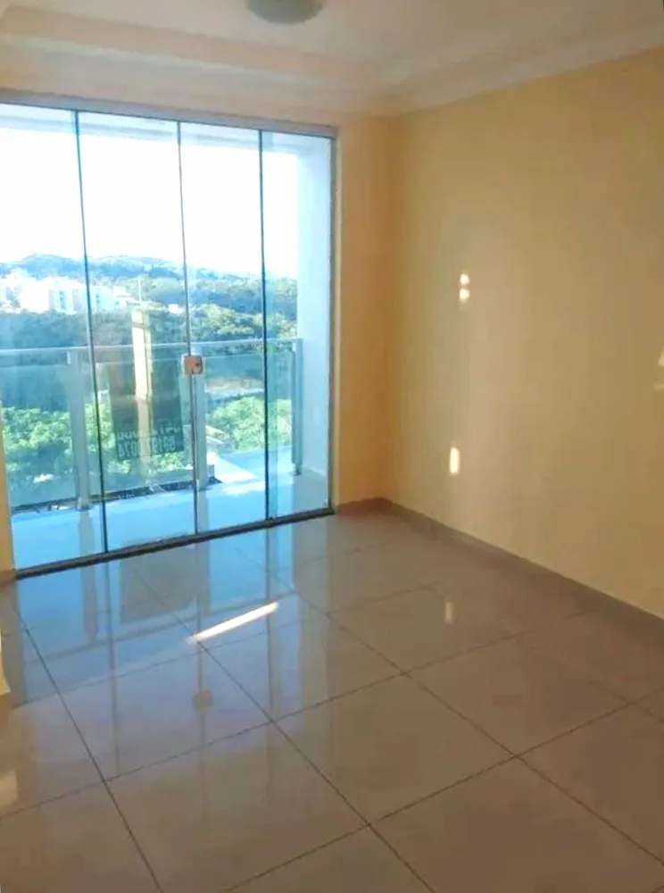 Apartamento, 3 quartos, 74 m² - Foto 2