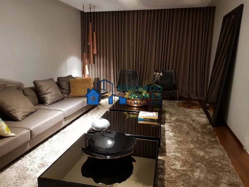 Casa, 4 quartos, 354 m² - Foto 1