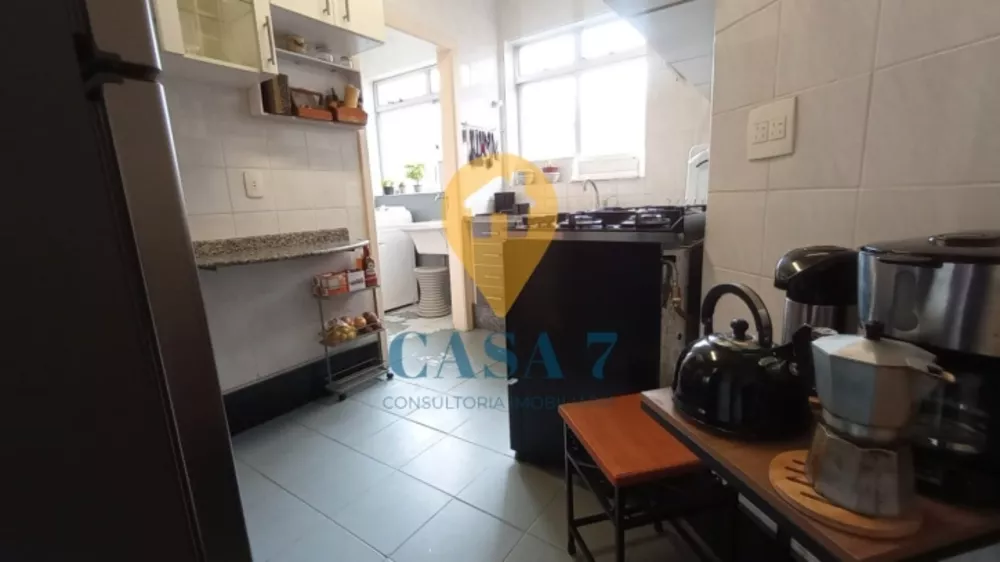 Apartamento à venda com 3 quartos, 75m² - Foto 13