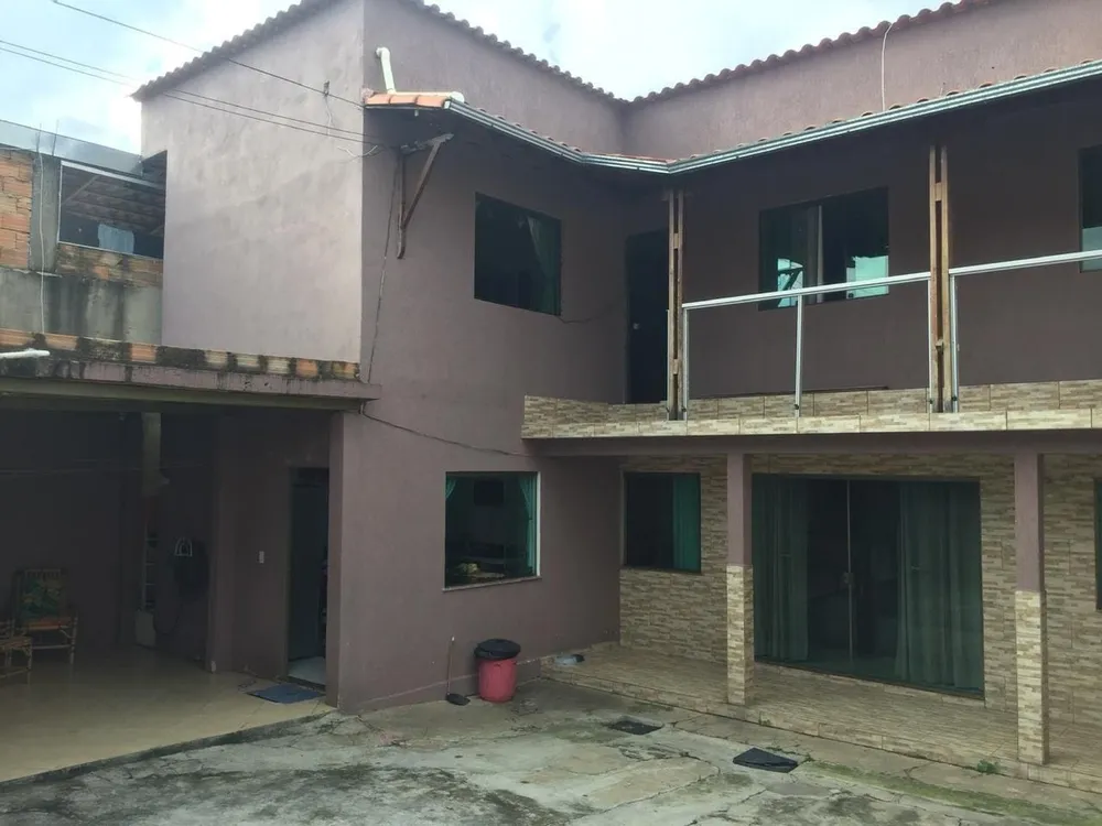 Casa, 4 quartos, 360 m² - Foto 1