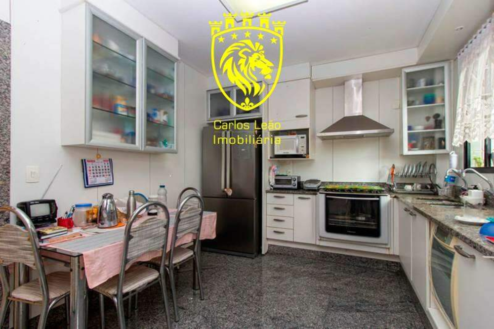 Apartamento à venda com 4 quartos, 210m² - Foto 3