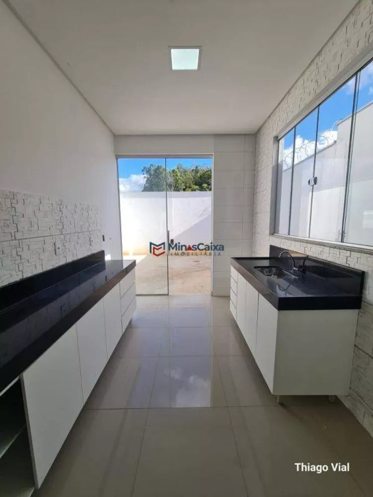 Casa à venda com 3 quartos, 151m² - Foto 15