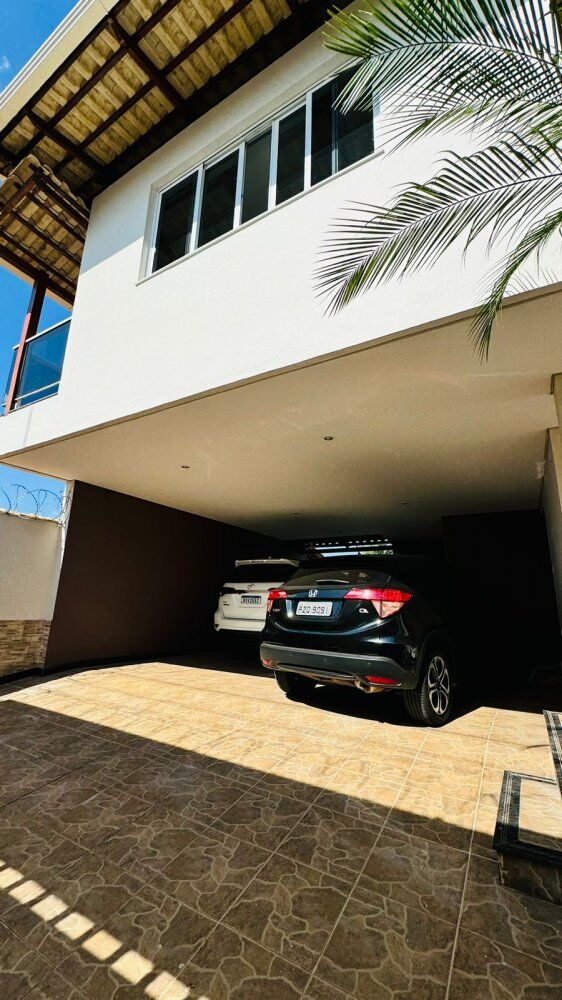 Casa à venda com 4 quartos, 100m² - Foto 2
