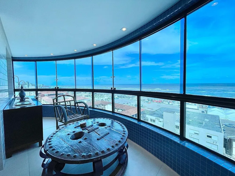 Apartamento, 3 quartos, 146 m² - Foto 1