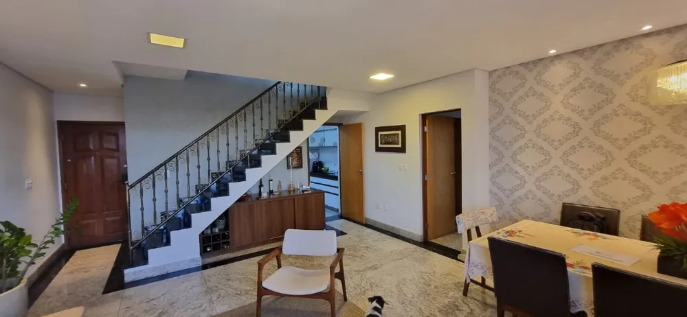 Cobertura, 4 quartos, 215 m² - Foto 1