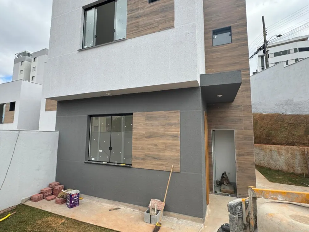 Casa, 3 quartos, 102 m² - Foto 1