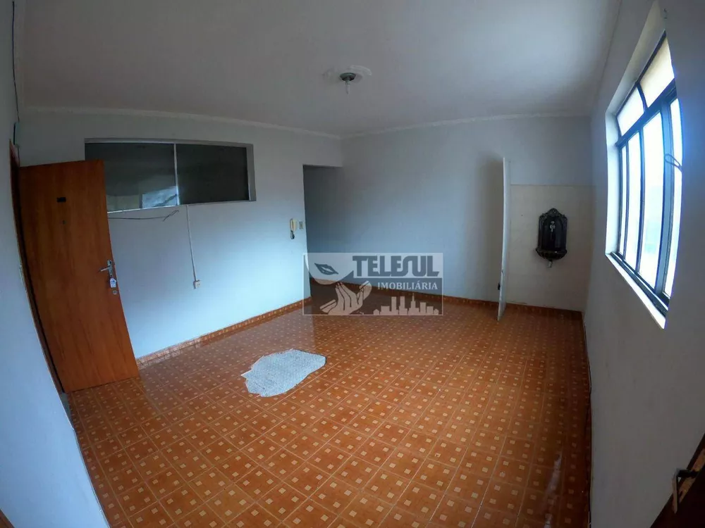 Apartamento à venda com 3 quartos - Foto 3