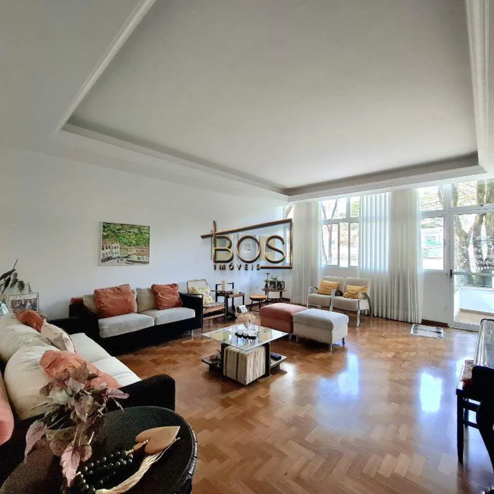 Casa, 7 quartos, 314 m² - Foto 1