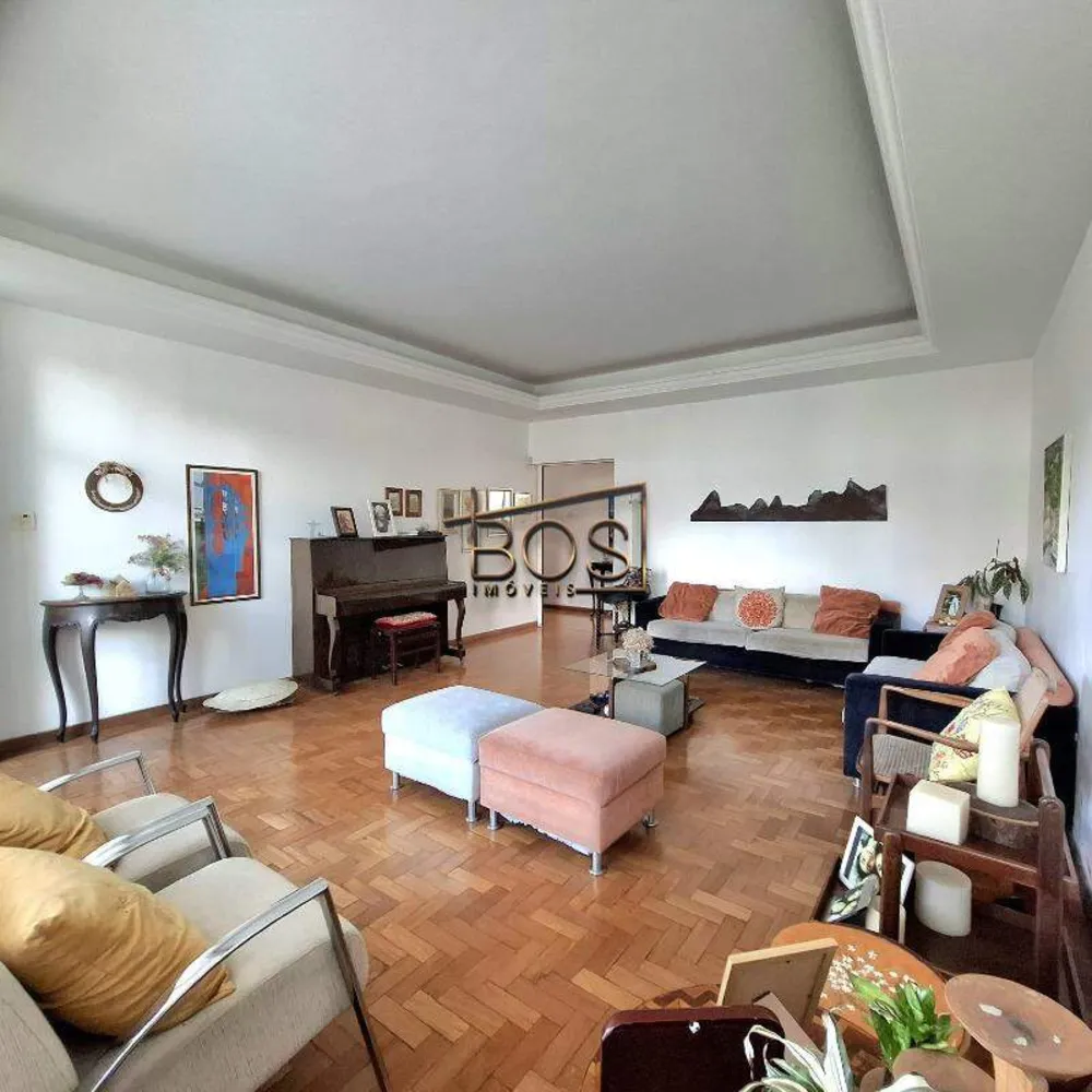 Casa, 7 quartos, 314 m² - Foto 2