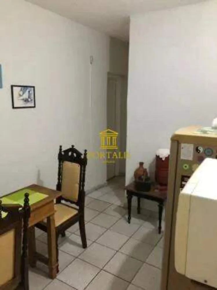 Casa, 16 quartos, 225 m² - Foto 3
