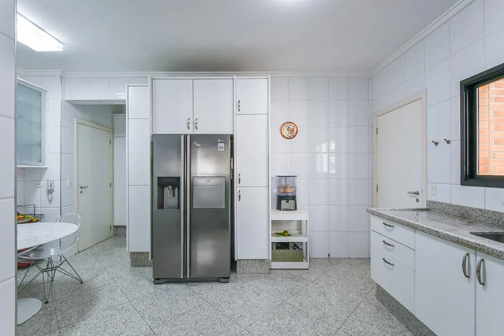 Apartamento, 3 quartos, 247 m² - Foto 10