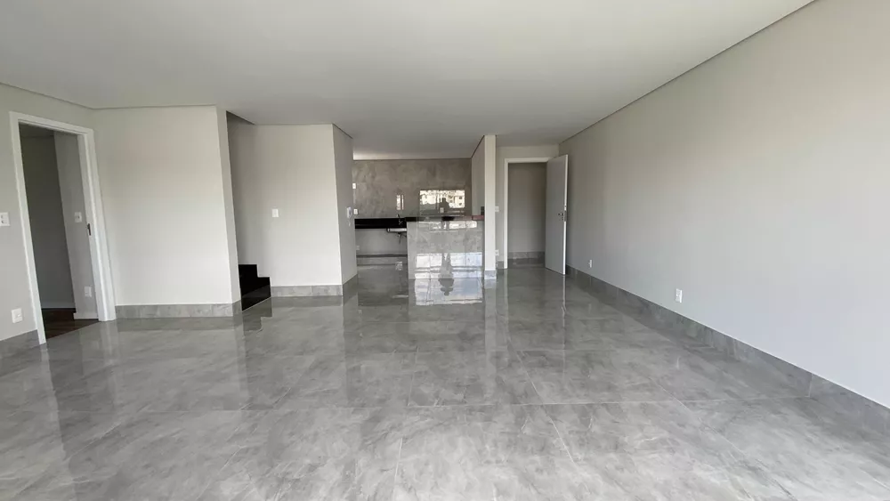 Cobertura à venda com 3 quartos, 206m² - Foto 1