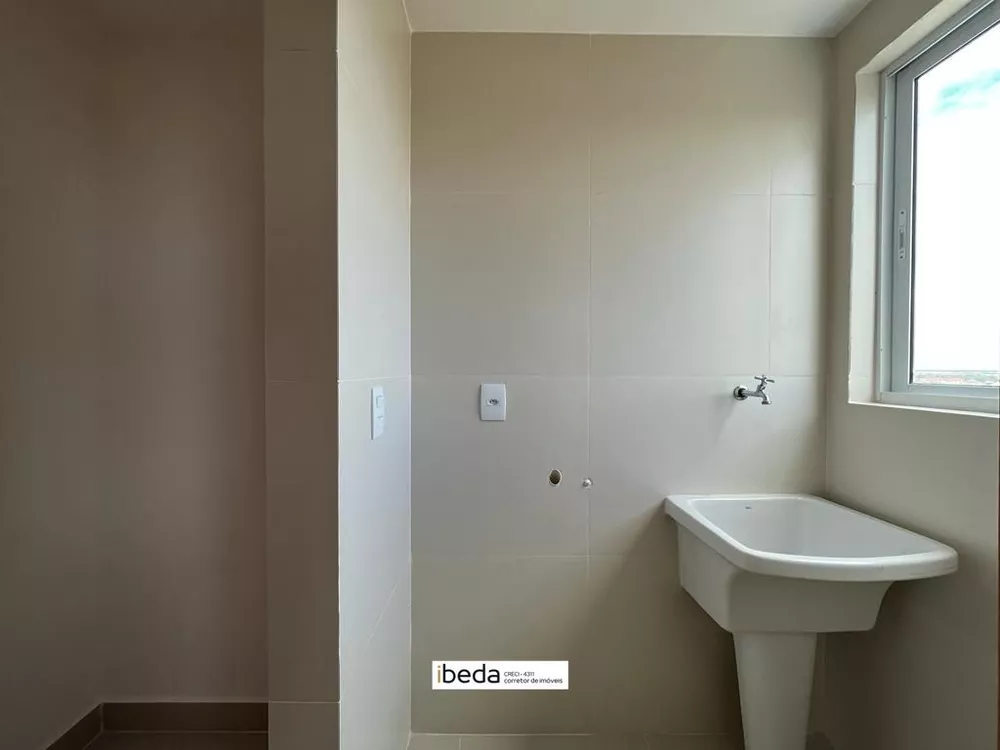 Apartamento à venda com 3 quartos, 92m² - Foto 12