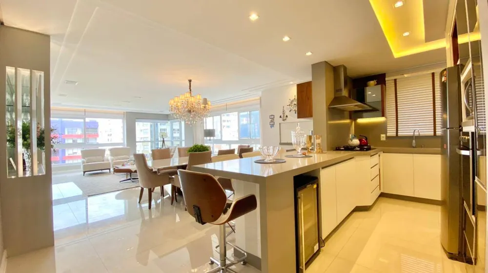 Apartamento, 4 quartos, 193 m² - Foto 4