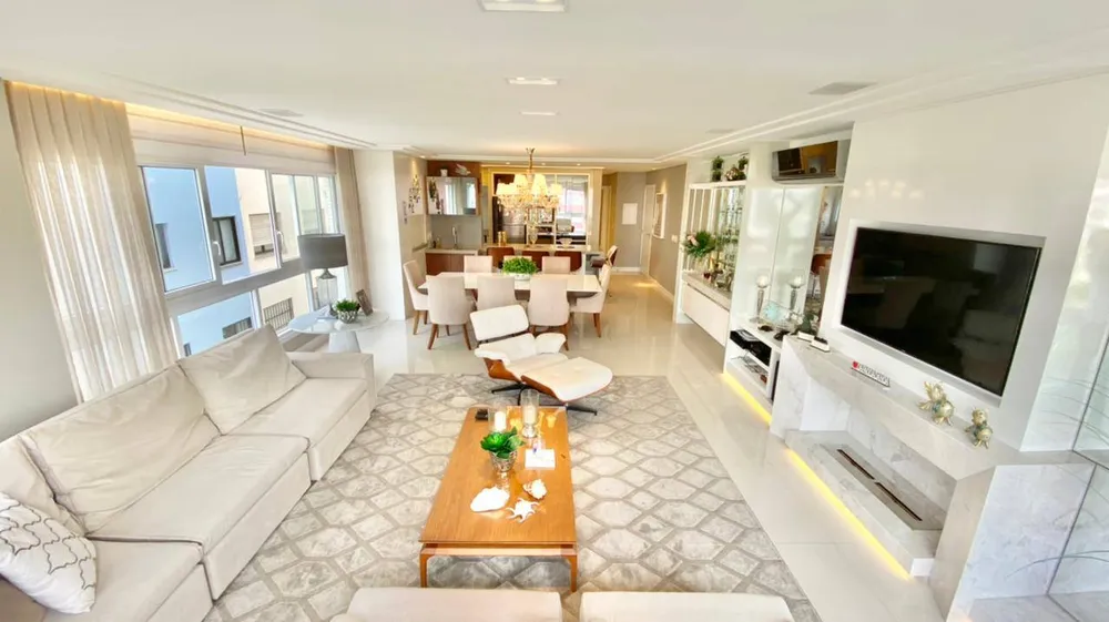 Apartamento, 4 quartos, 193 m² - Foto 1