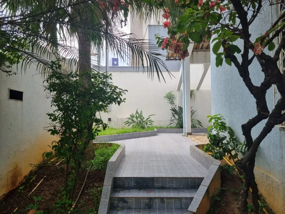 Casa, 4 quartos, 533 m² - Foto 2