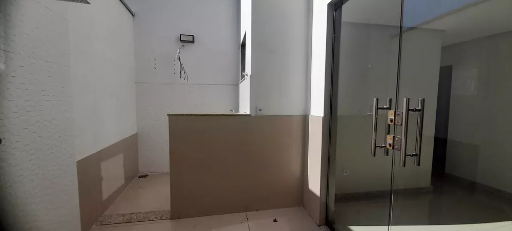 Apartamento à venda com 3 quartos, 133m² - Foto 13