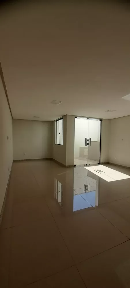 Apartamento à venda com 3 quartos, 133m² - Foto 1