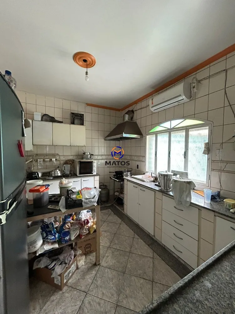 Casa, 4 quartos, 240 m² - Foto 4
