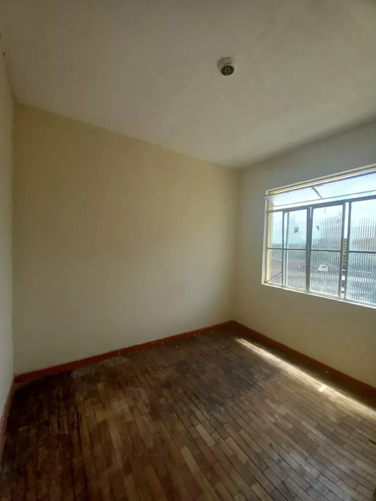 Casa Comercial à venda com 6 quartos, 524m² - Foto 18