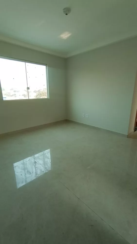 Apartamento à venda com 3 quartos, 60m² - Foto 3