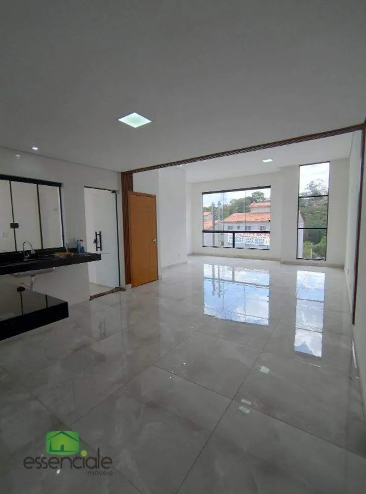 Casa, 3 quartos, 154 m² - Foto 2