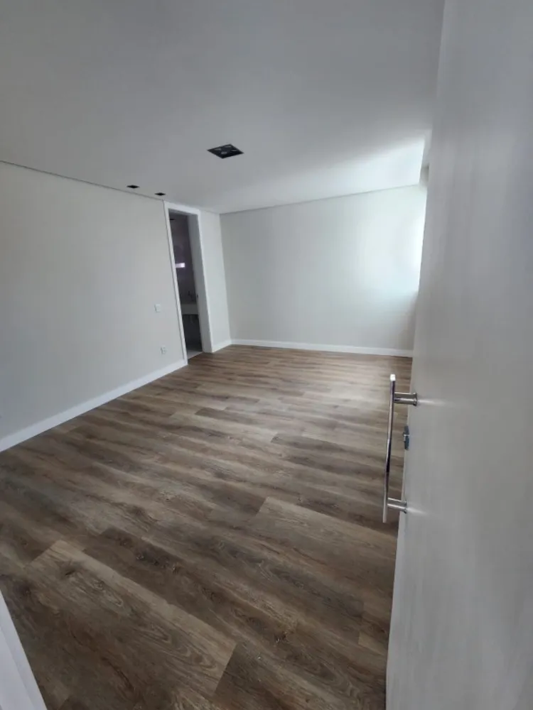 Casa, 3 quartos, 300 m² - Foto 9