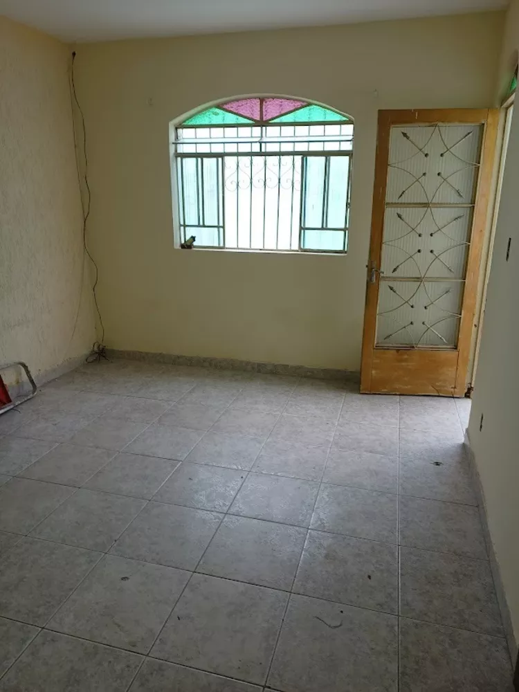 Casa à venda com 3 quartos, 90m² - Foto 3