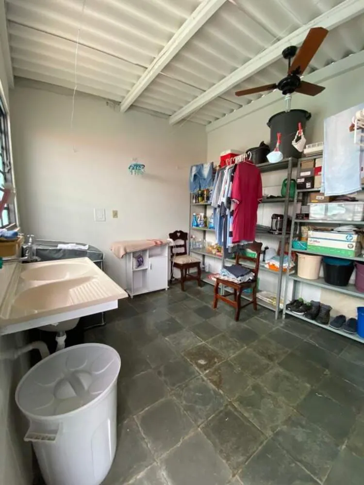 Casa, 5 quartos, 290 m² - Foto 8
